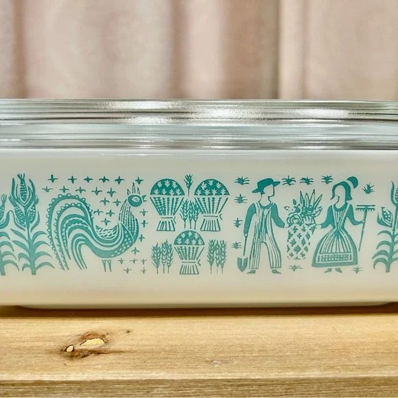 Complete Vintage Pyrex Amish Butterprint Fridgies set. - Picture 8 of 9